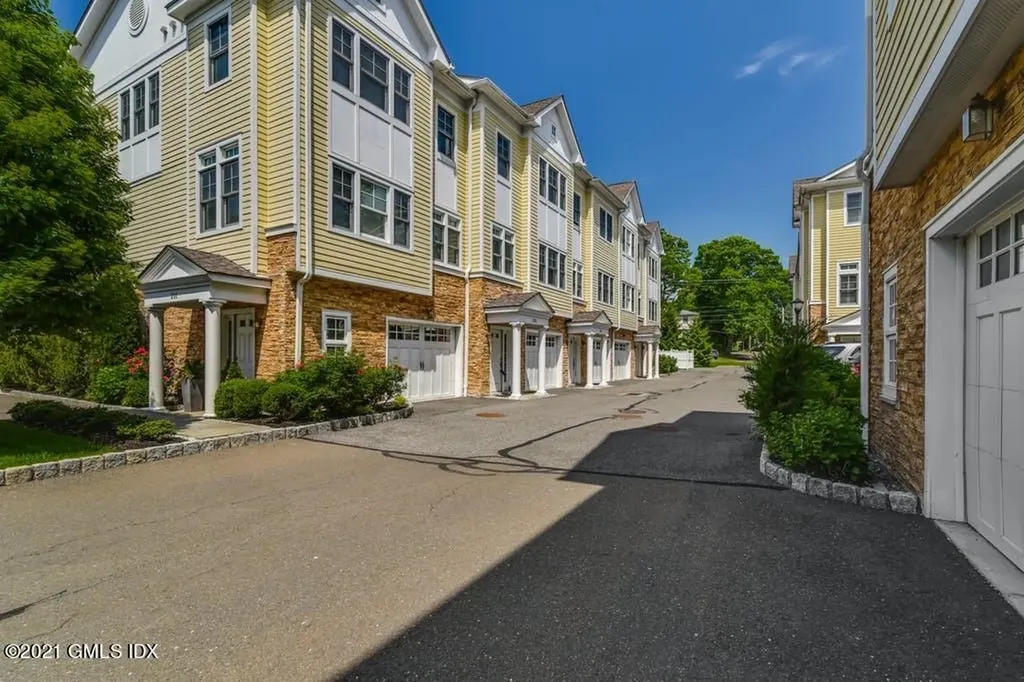 69 Riverdale Avenue Greenwich CT 06831