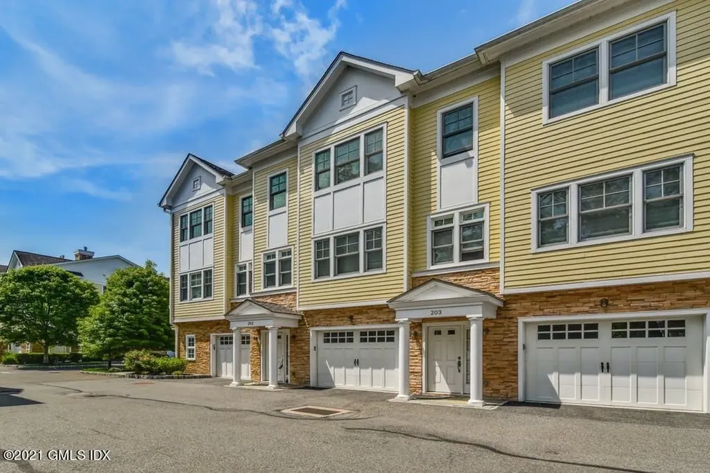 69 Riverdale Avenue Greenwich CT 06831