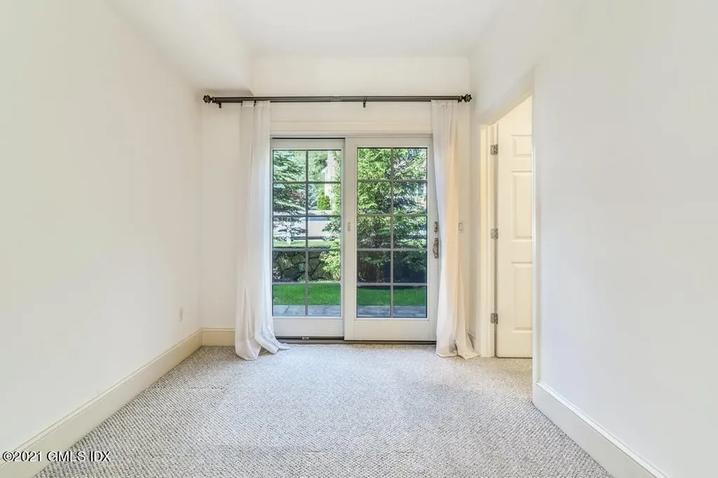 69 Riverdale Avenue Greenwich CT 06831