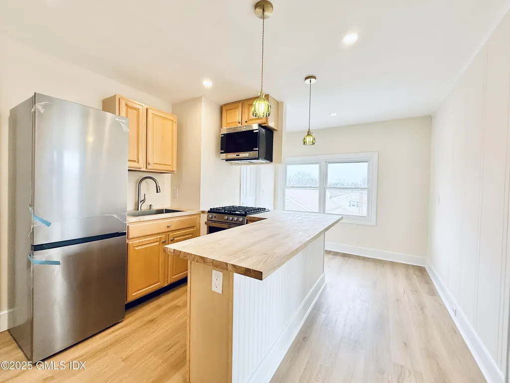 237 Hamilton Avenue Greenwich CT 06830