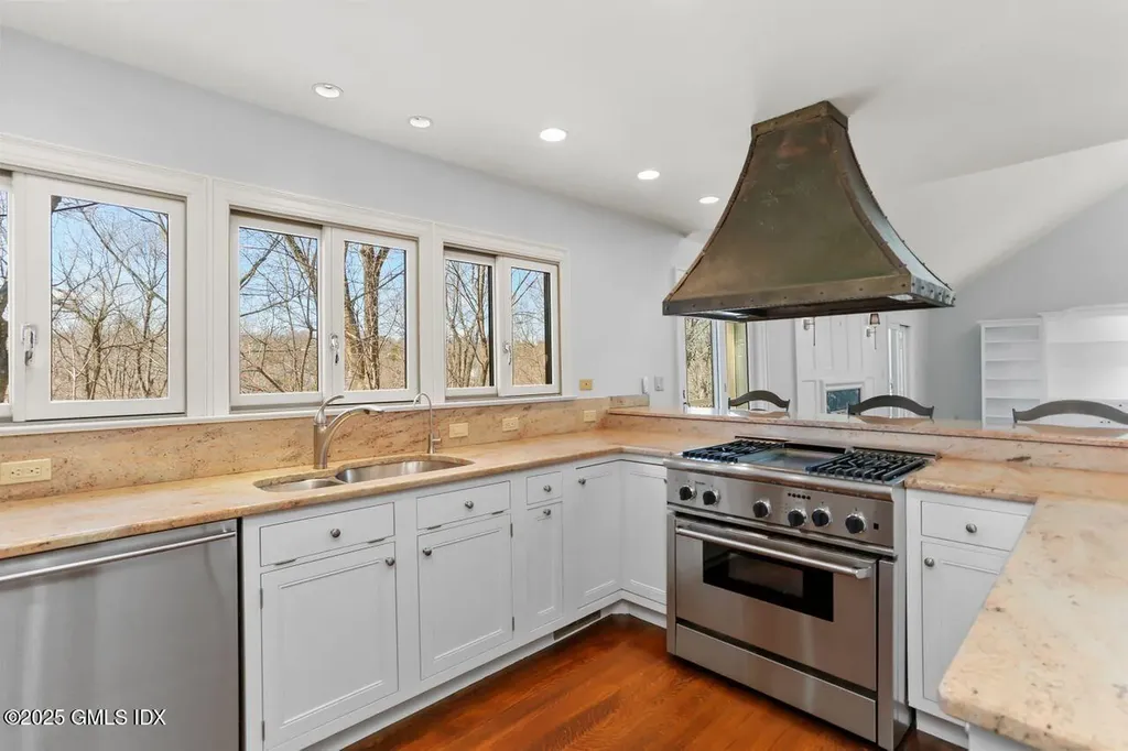 415 W Lyon Farm Drive Greenwich CT 06831