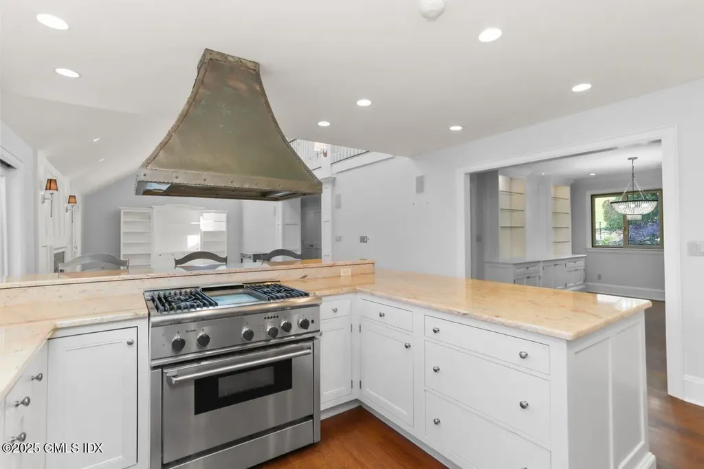 415 W Lyon Farm Drive Greenwich CT 06831