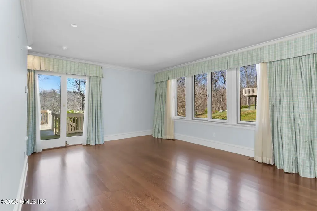 415 W Lyon Farm Drive Greenwich CT 06831