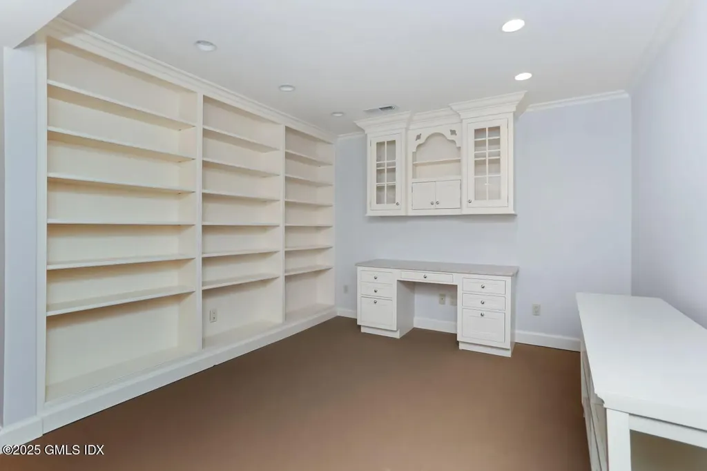 415 W Lyon Farm Drive Greenwich CT 06831