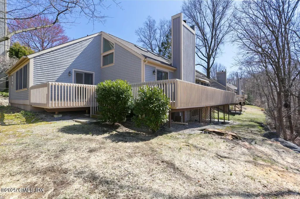 415 W Lyon Farm Drive Greenwich CT 06831