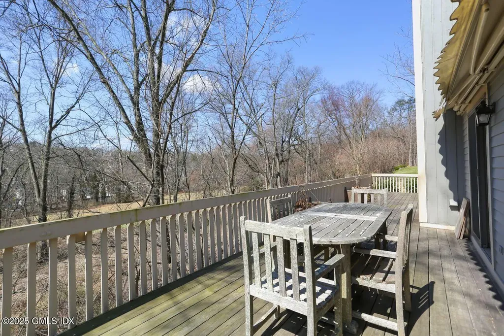 415 W Lyon Farm Drive Greenwich CT 06831