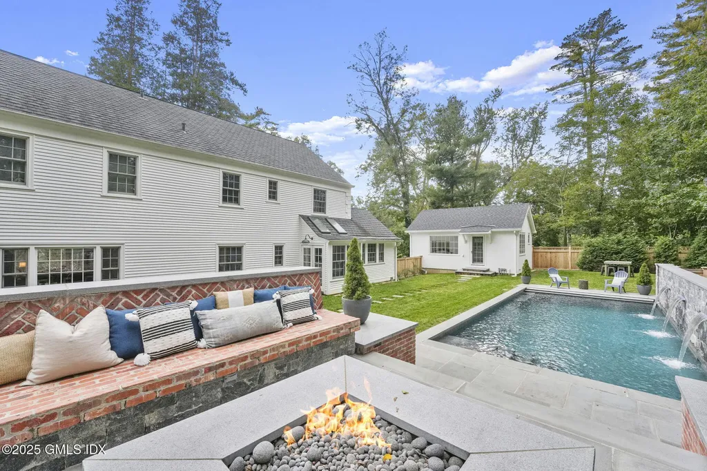 235 N Maple Avenue Greenwich CT 06830