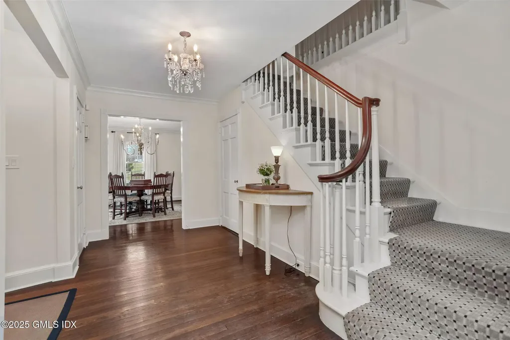 235 N Maple Avenue Greenwich CT 06830