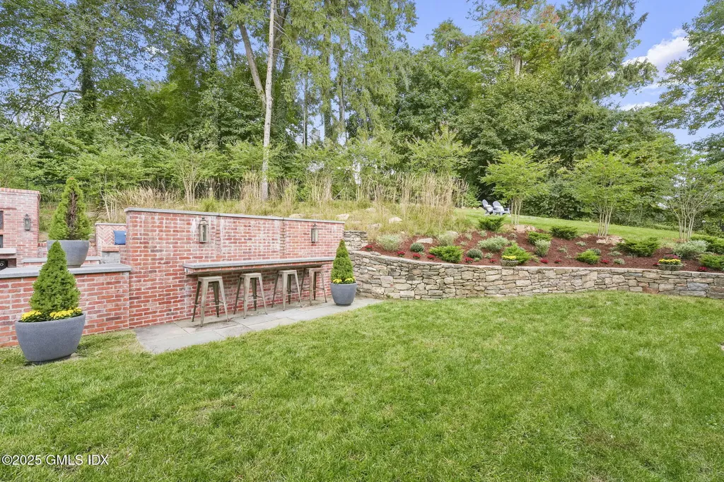 235 N Maple Avenue Greenwich CT 06830