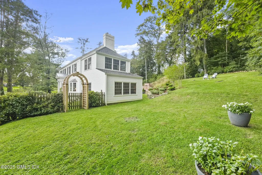 235 N Maple Avenue Greenwich CT 06830