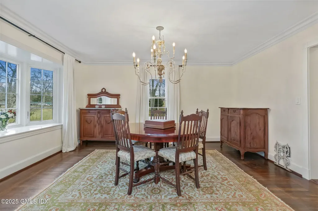 235 N Maple Avenue Greenwich CT 06830