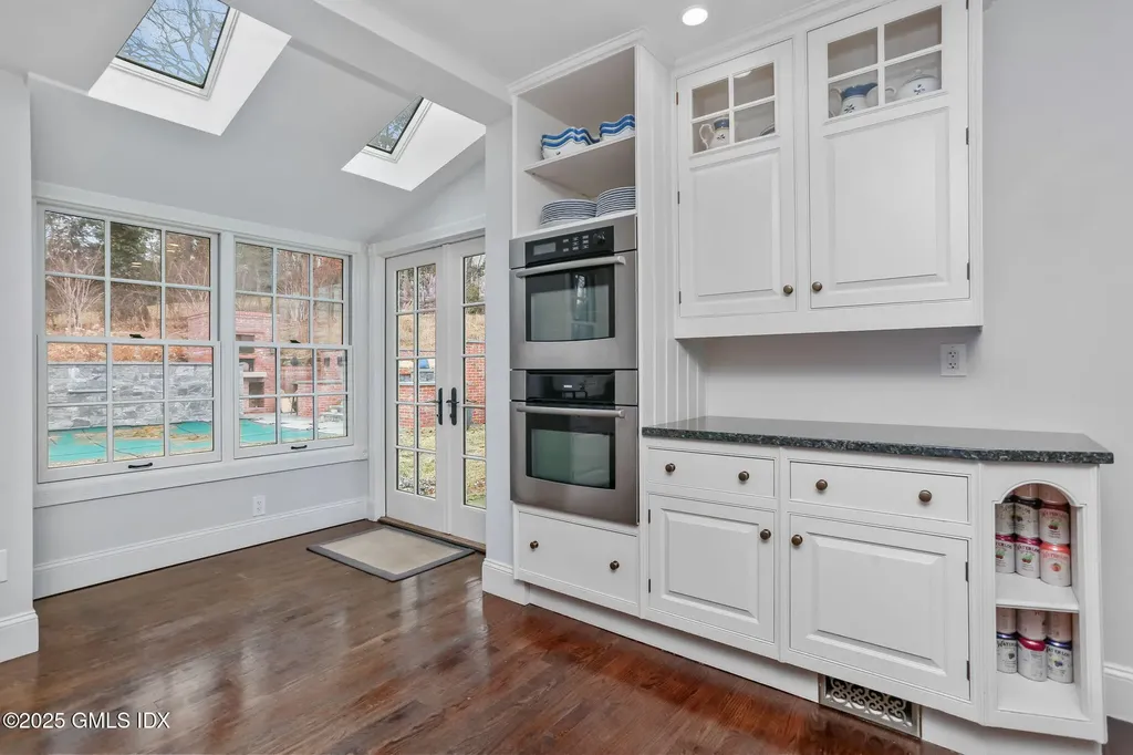 235 N Maple Avenue Greenwich CT 06830