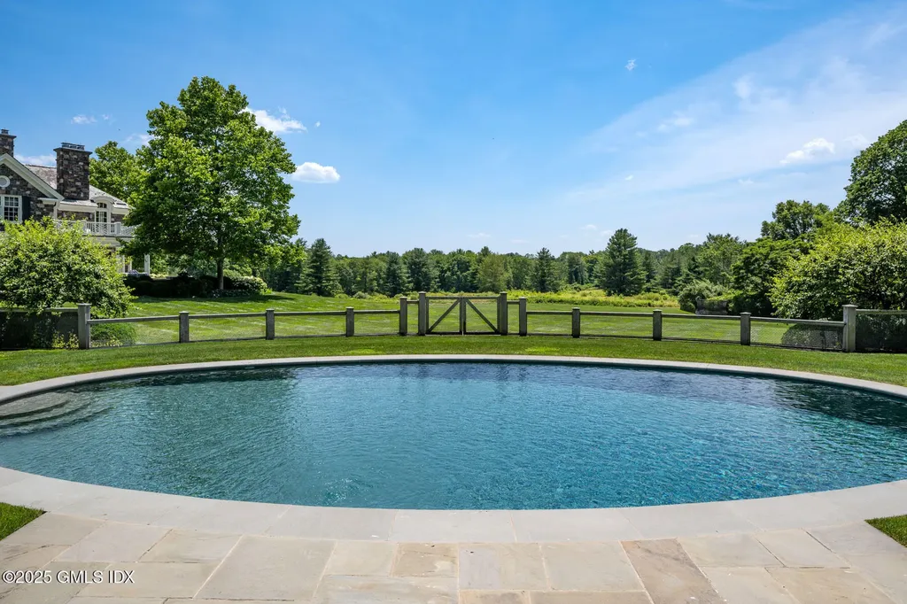 24 Conyers Farm Drive Greenwich CT 06831