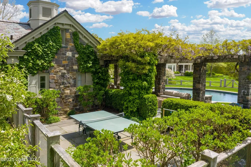 24 Conyers Farm Drive Greenwich CT 06831