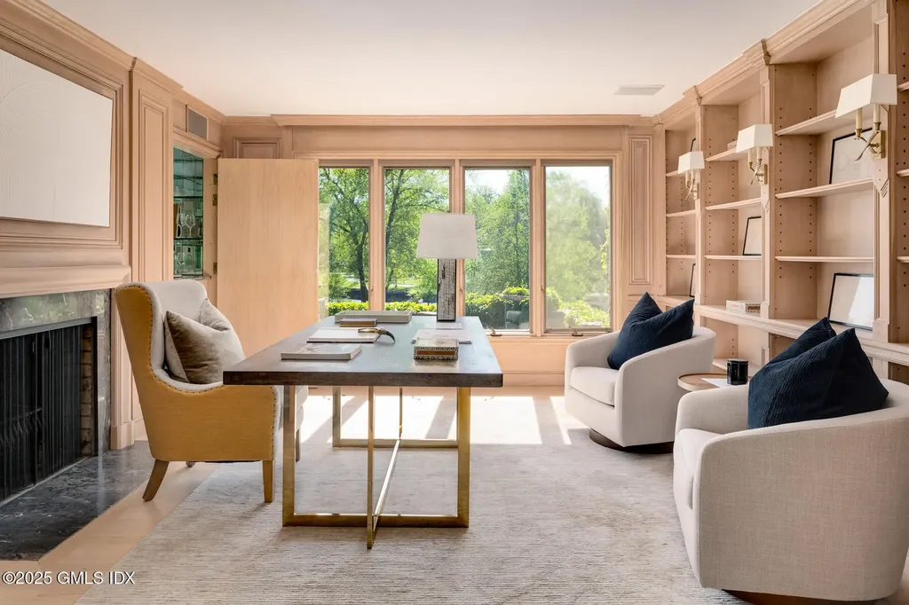 33 Meadow Wood Drive Greenwich CT 06830