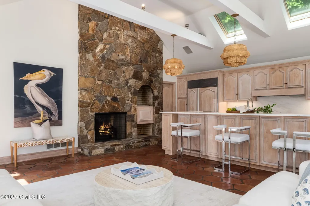 33 Meadow Wood Drive Greenwich CT 06830