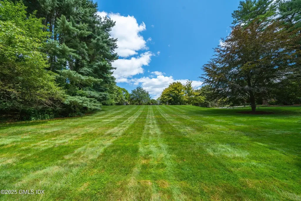 544 Oenoke Ridge New Canaan CT 06840