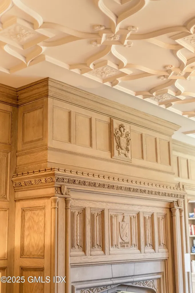 544 Oenoke Ridge New Canaan CT 06840