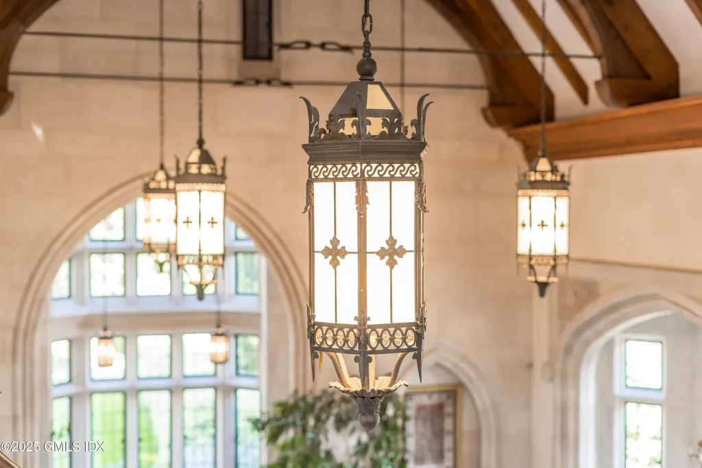 544 Oenoke Ridge New Canaan CT 06840