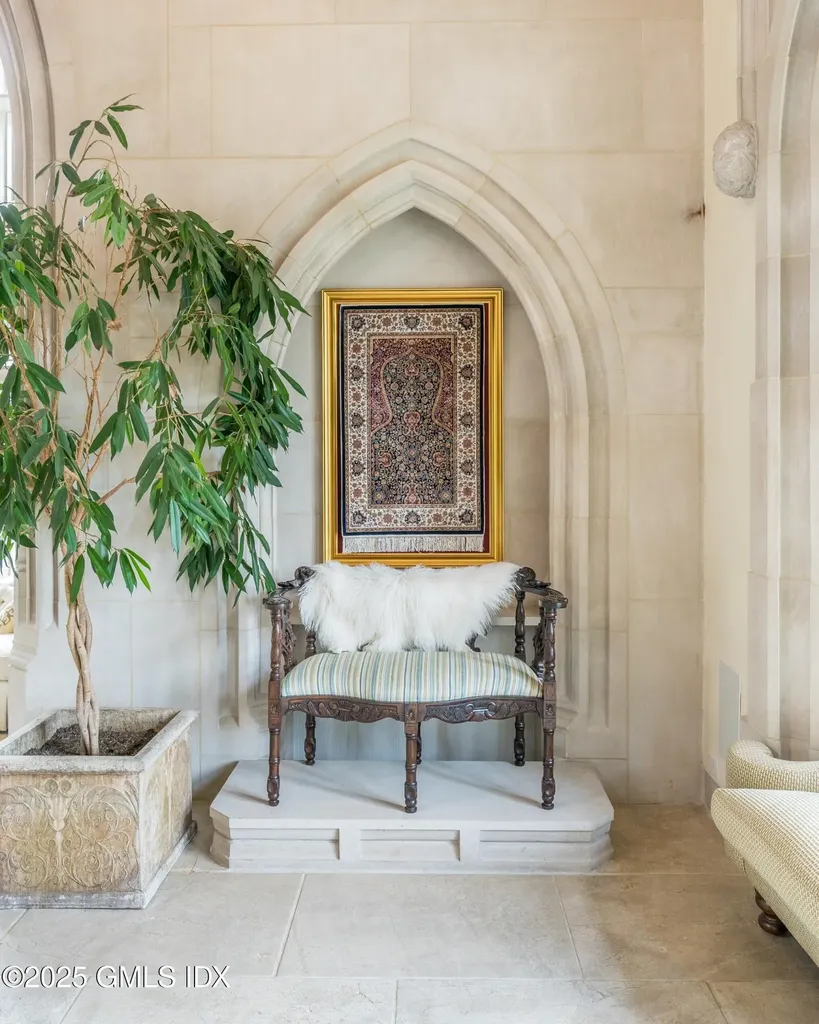 544 Oenoke Ridge New Canaan CT 06840