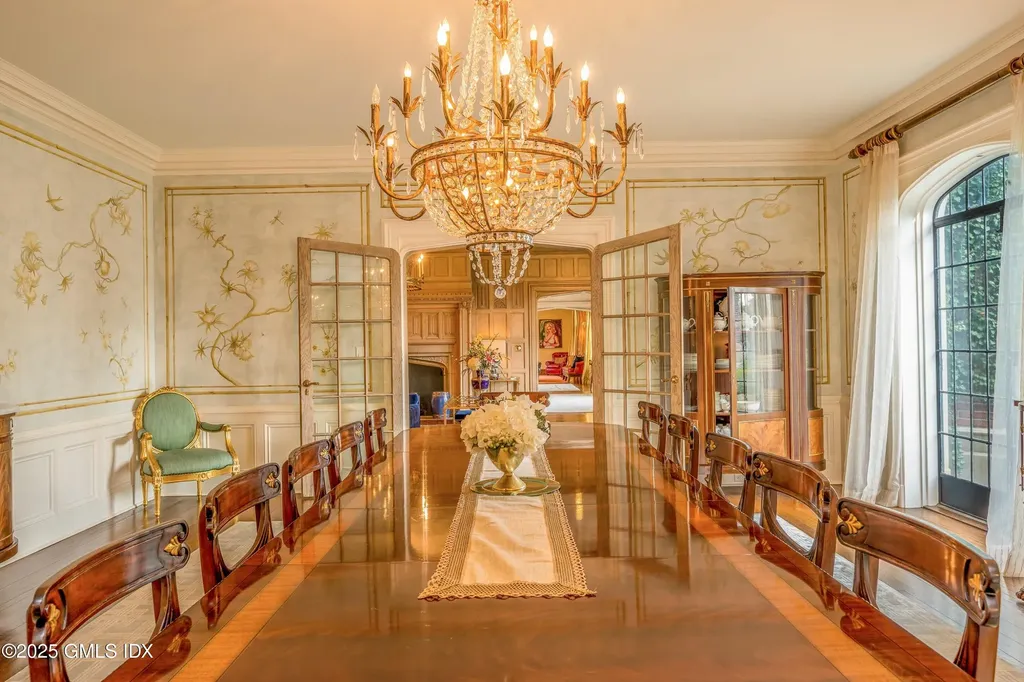 544 Oenoke Ridge New Canaan CT 06840