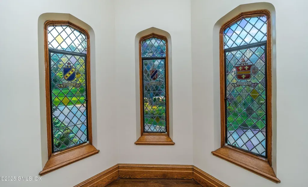 544 Oenoke Ridge New Canaan CT 06840