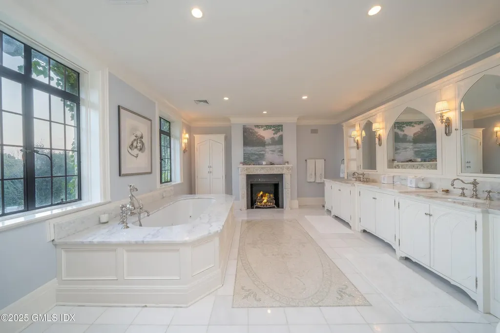 544 Oenoke Ridge New Canaan CT 06840