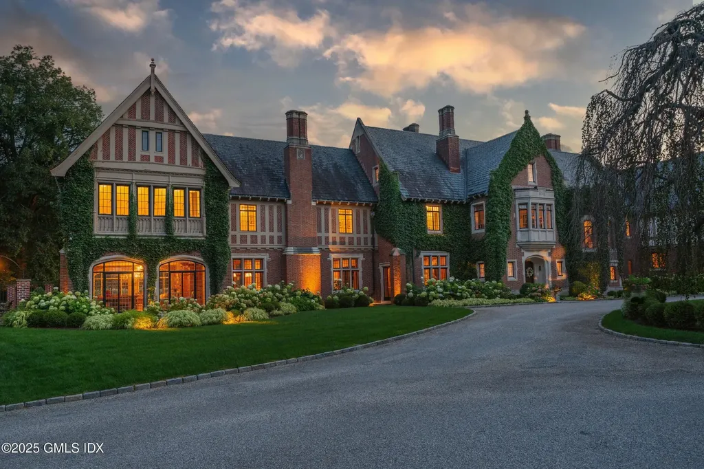 544 Oenoke Ridge New Canaan CT 06840