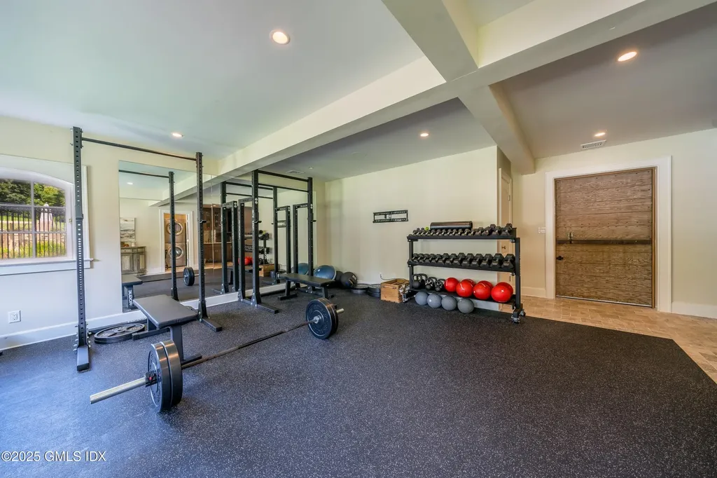 544 Oenoke Ridge New Canaan CT 06840