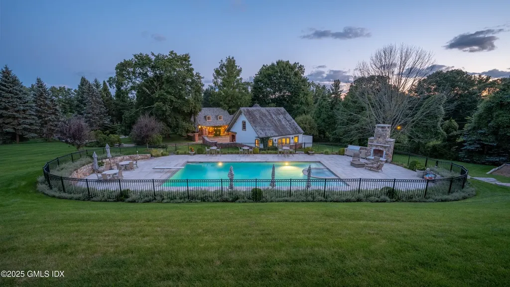 544 Oenoke Ridge New Canaan CT 06840