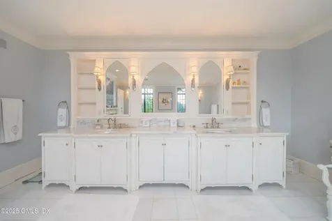 544 Oenoke Ridge New Canaan CT 06840