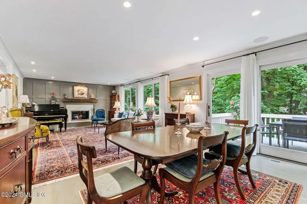 309 W Lyon Farm Drive Greenwich CT 06831