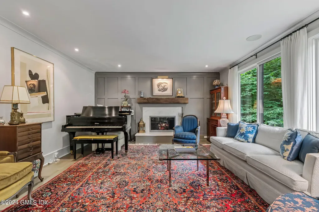 309 W Lyon Farm Drive Greenwich CT 06831