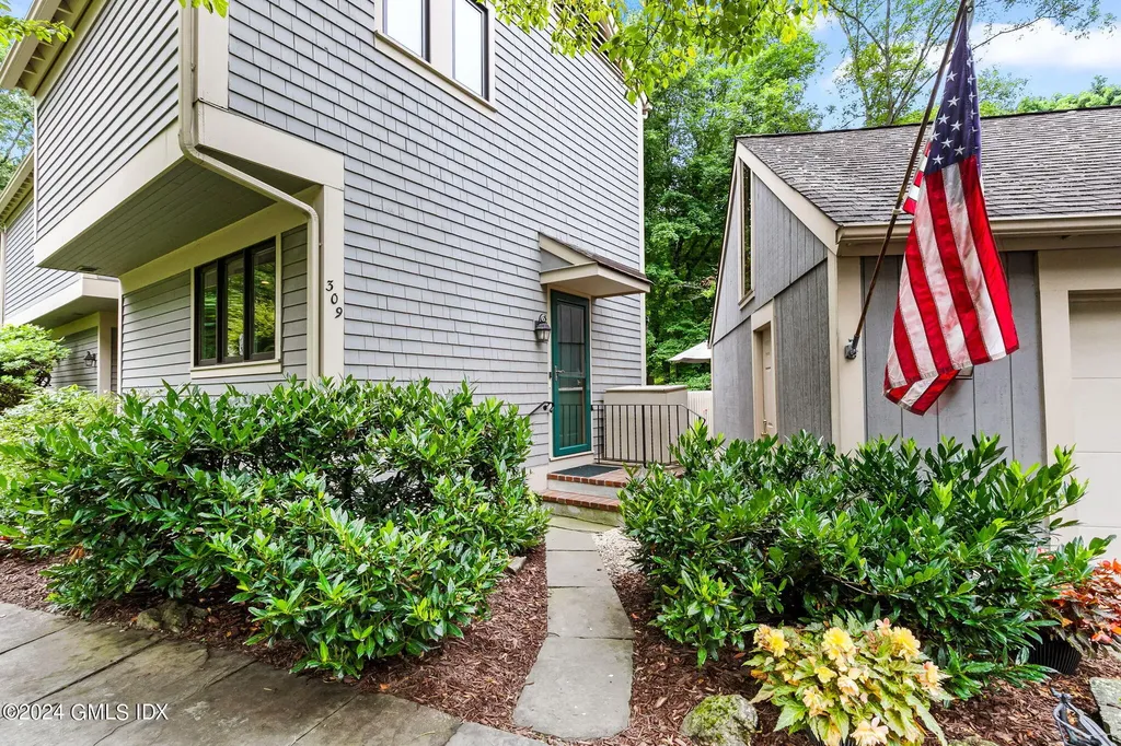 309 W Lyon Farm Drive Greenwich CT 06831