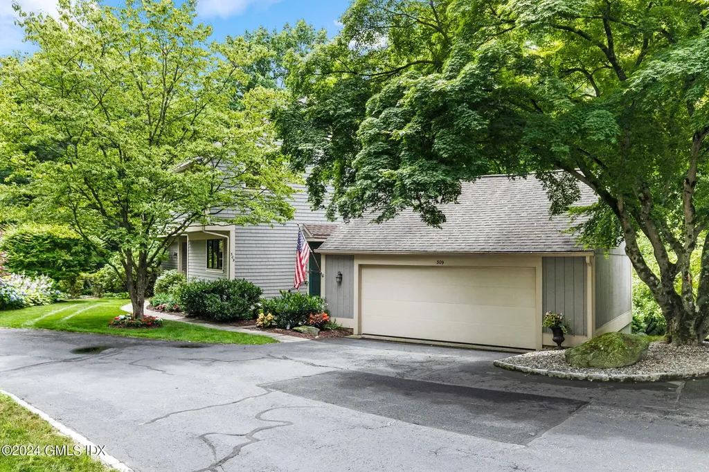 309 W Lyon Farm Drive Greenwich CT 06831