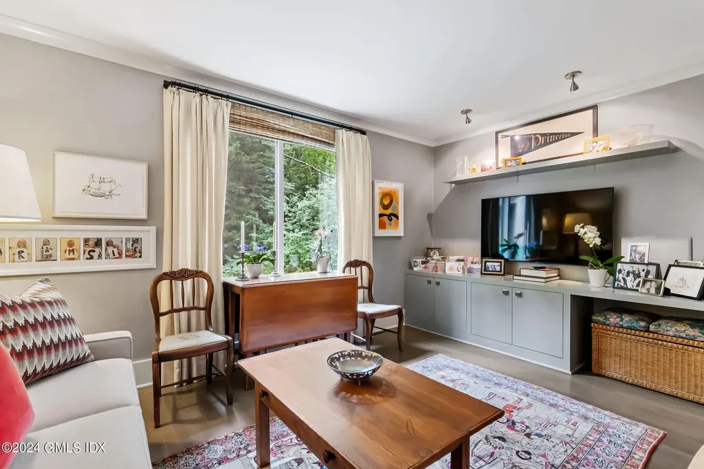 309 W Lyon Farm Drive Greenwich CT 06831