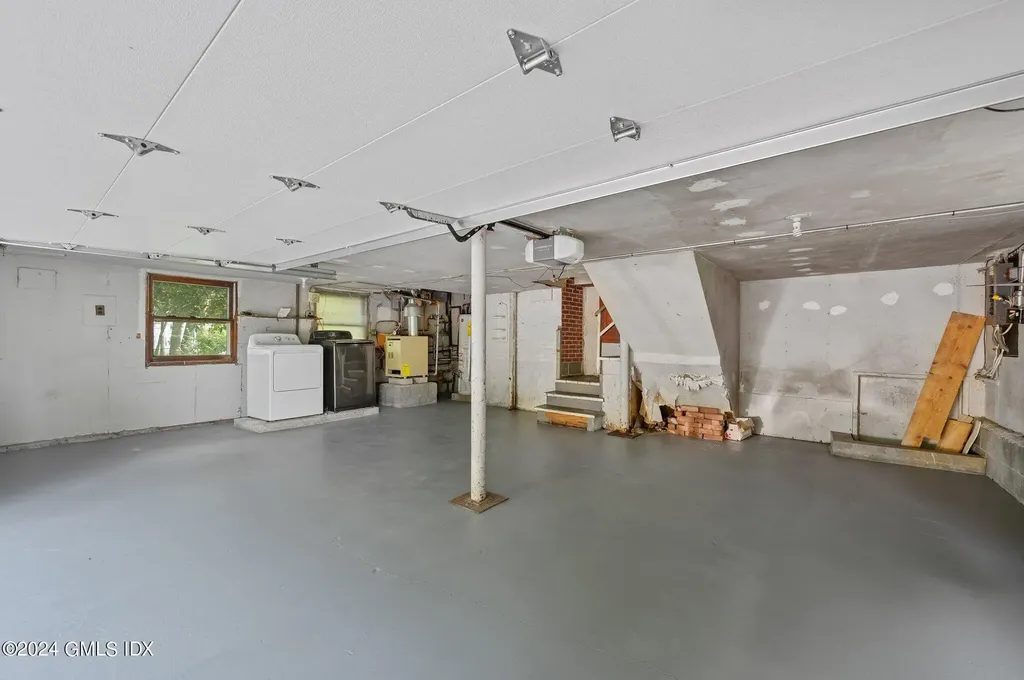 25 Mary Lane Riverside CT 06878