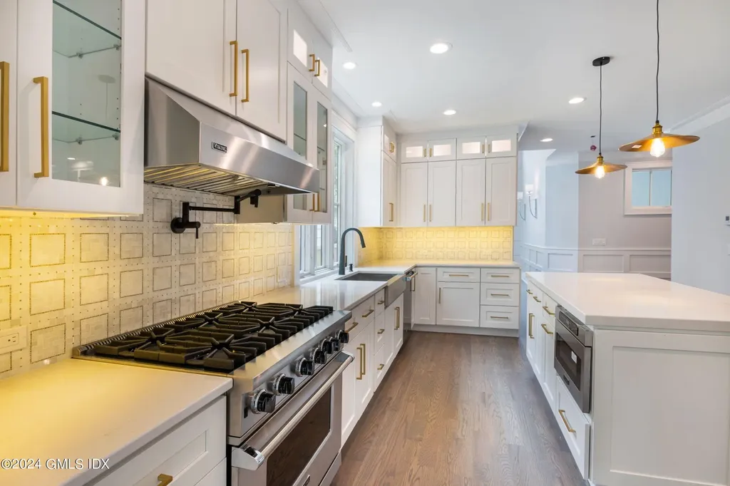 38 Cassidy Park Greenwich CT 06830