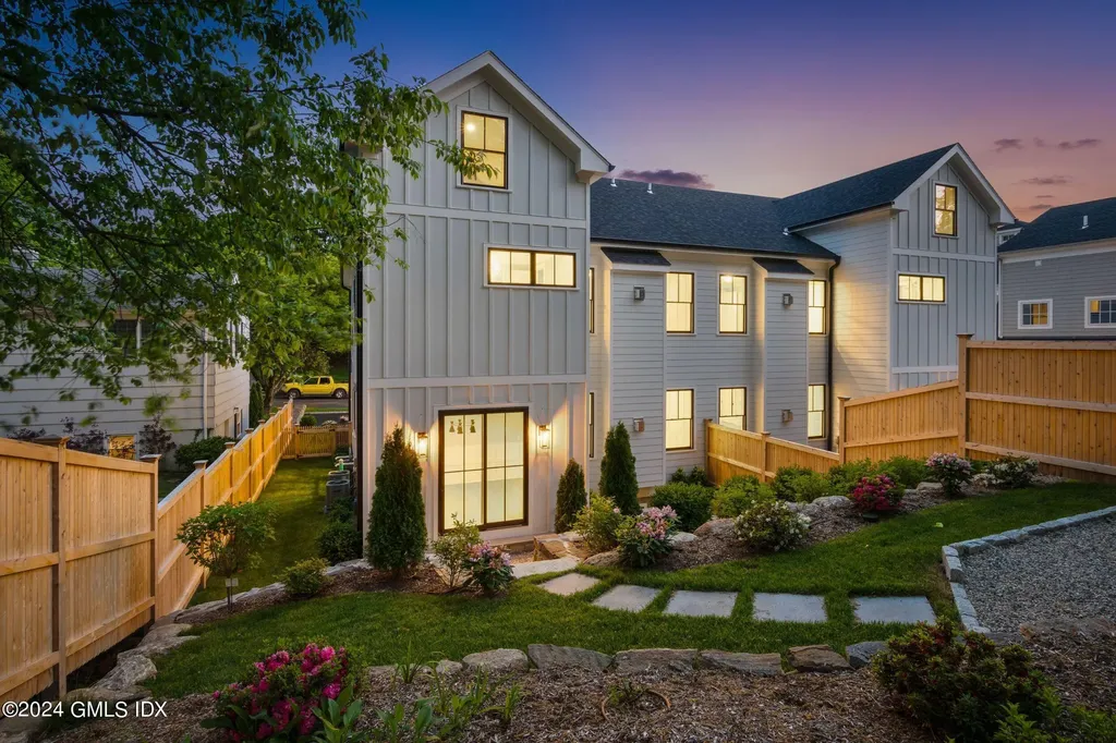 38 Cassidy Park Greenwich CT 06830