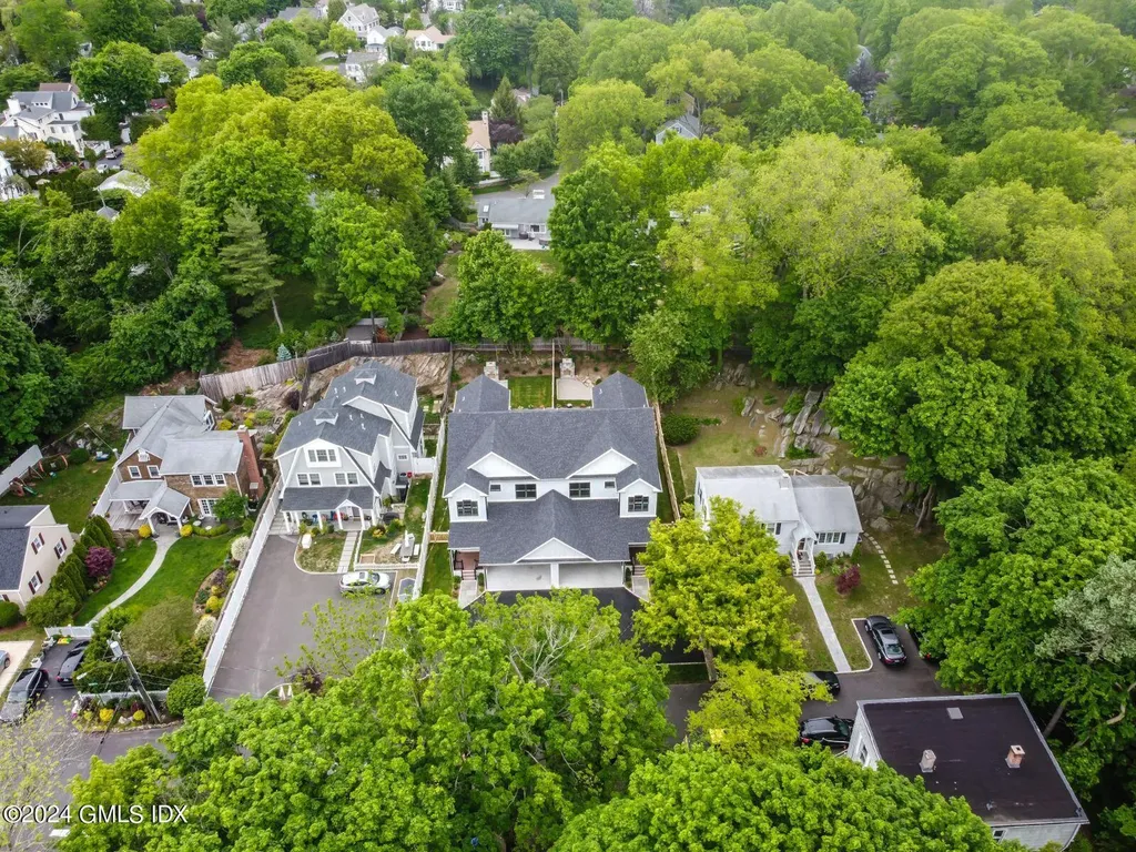 38 Cassidy Park Greenwich CT 06830