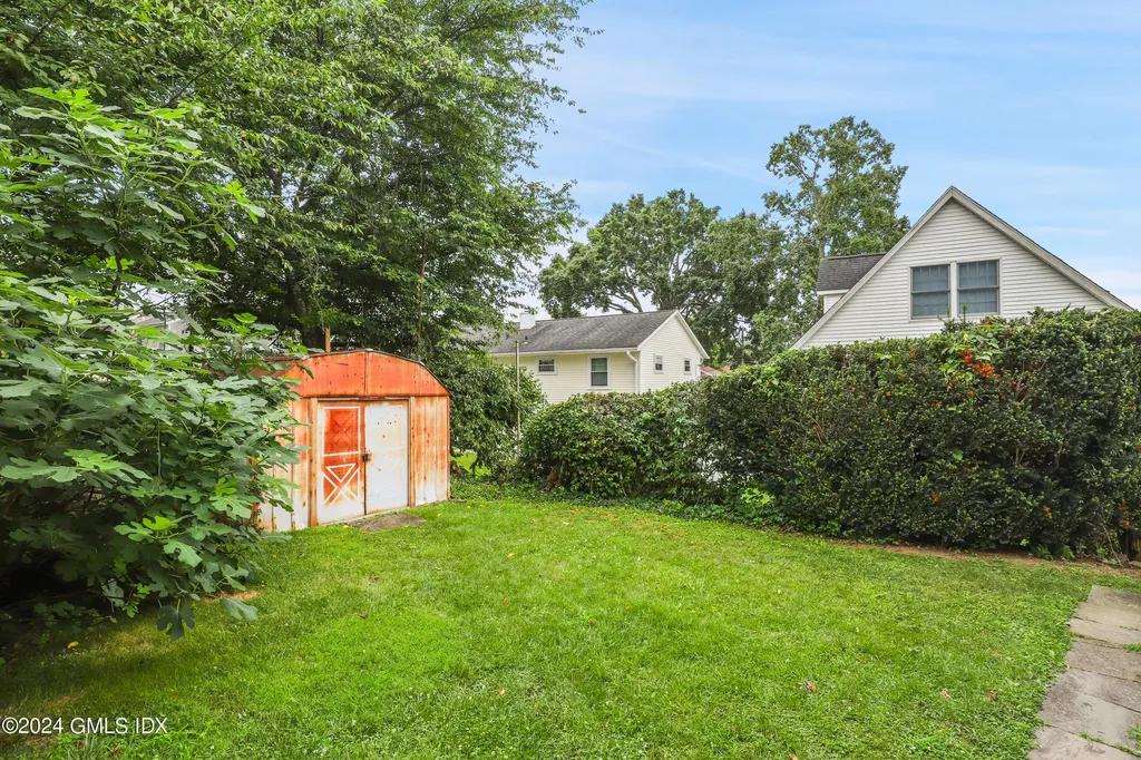 69 Cos Cob Avenue Cos Cob CT 06807