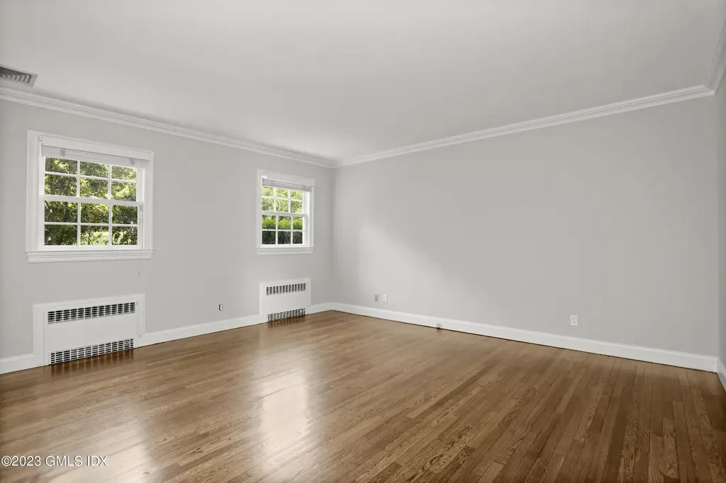 33 Skyridge Road Greenwich CT 06831