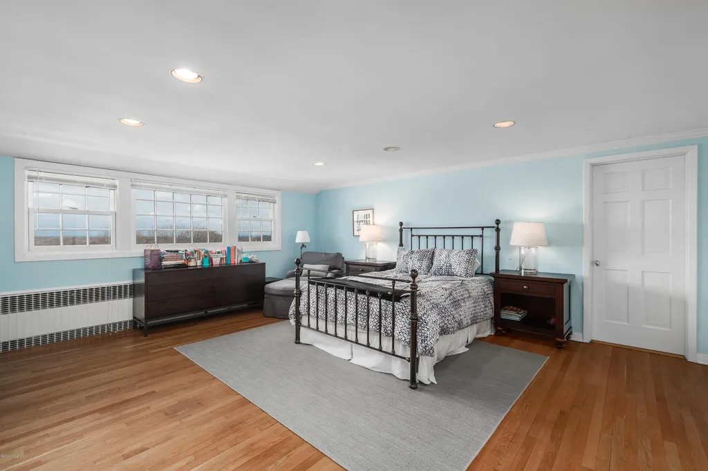 33 Skyridge Road Greenwich CT 06831