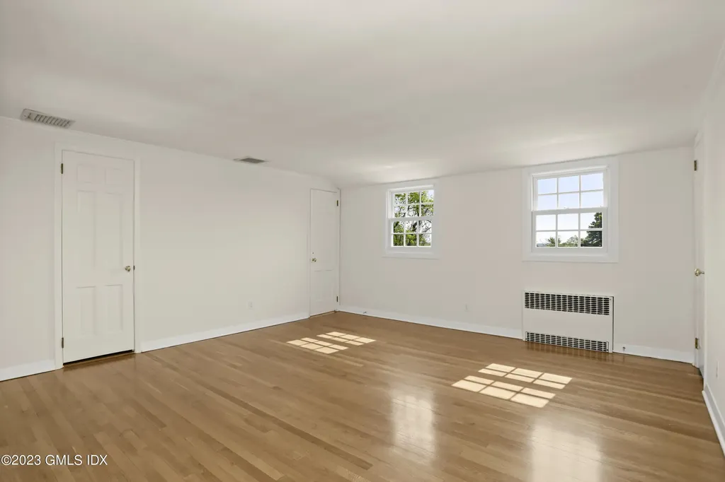 33 Skyridge Road Greenwich CT 06831