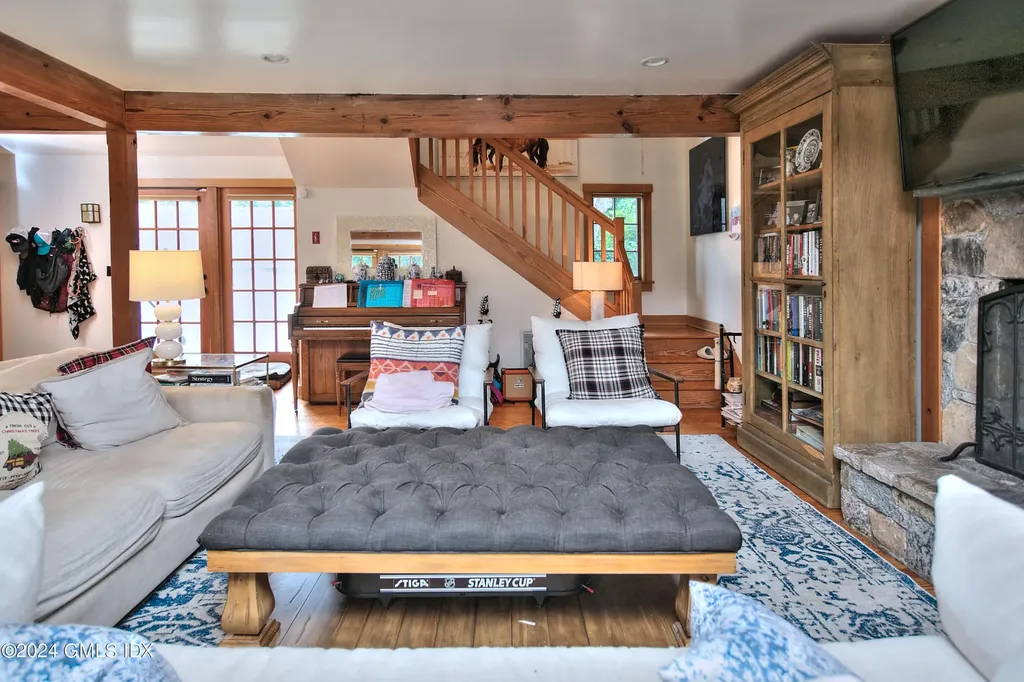 35 & 37 Rockview Drive Greenwich CT 06830