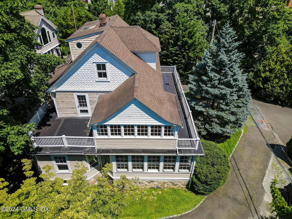 35 & 37 Rockview Drive Greenwich CT 06830
