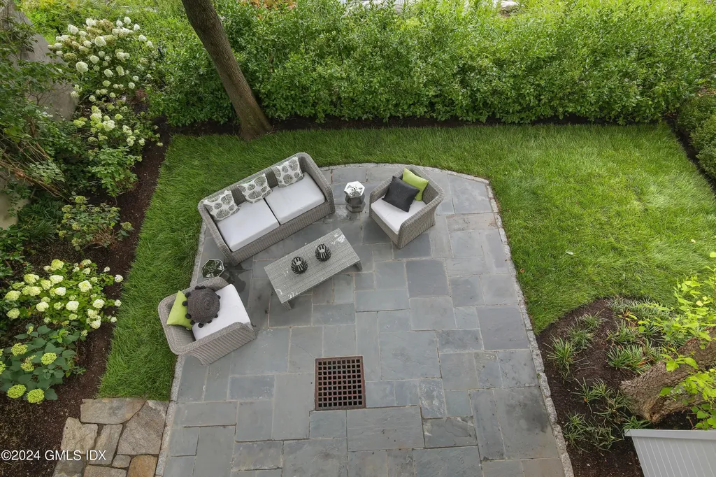 71 Orchard Place Greenwich CT 06830
