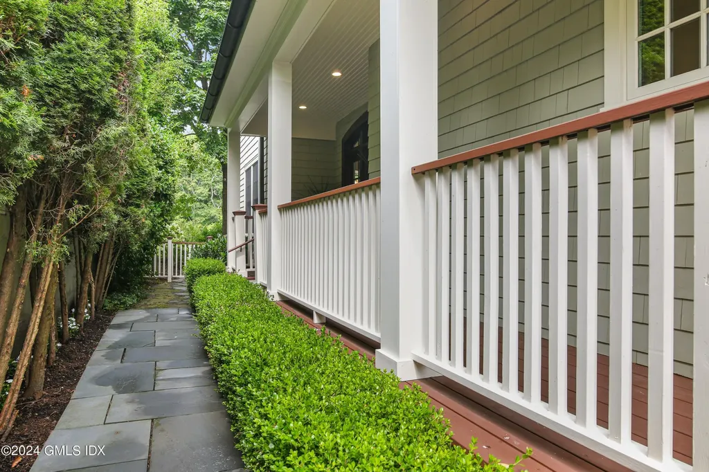 71 Orchard Place Greenwich CT 06830