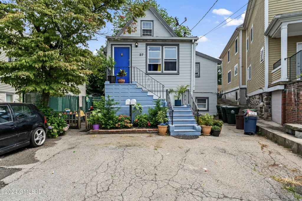 37 Harold Avenue Greenwich CT 06830
