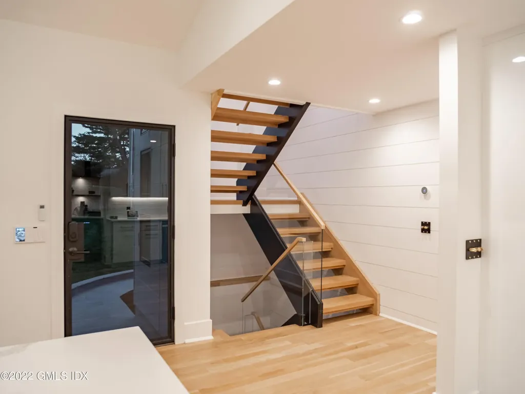 7 Drumlin Road Westport CT 06880